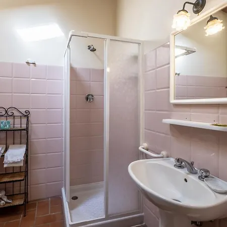 Podere La Montalla Villa *